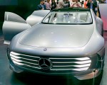 Hình ảnh thực tế xe hơi biến hình Mercedes-Benz