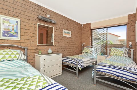 2- Trang trí nội thất phòng ngủ đẹp màu sắc Ấn Tượng